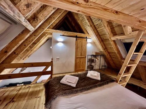 Muntanyo Luxury Lodge Con Sauna, Parking Y Guardaesquis En Ruda Tredos Exterior photo