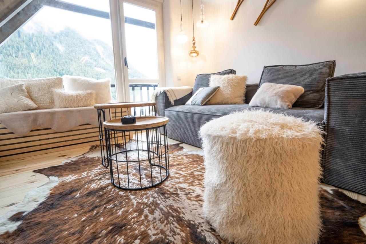 Muntanyo Luxury Lodge Con Sauna, Parking Y Guardaesquis En Ruda Tredos Exterior photo